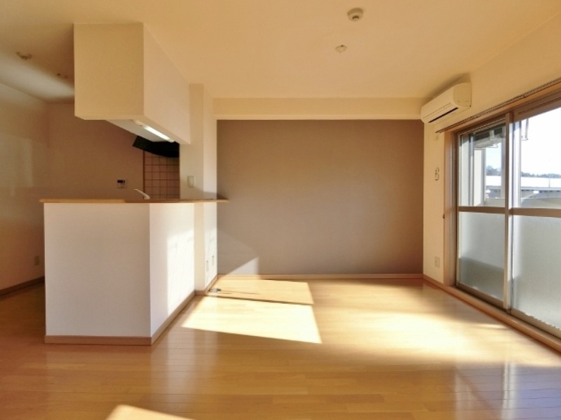 居室・リビング　図面と現状に相違がある場合には現状を優先