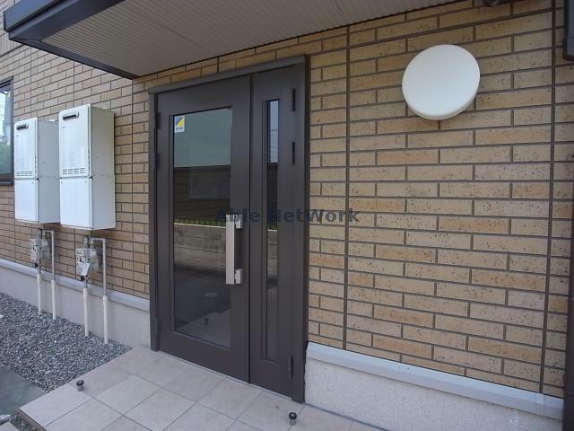 エントランス　エントランス部分