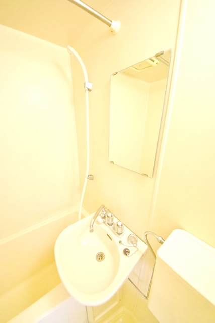 洗面設備　～ハミガキ、ハミガキ～