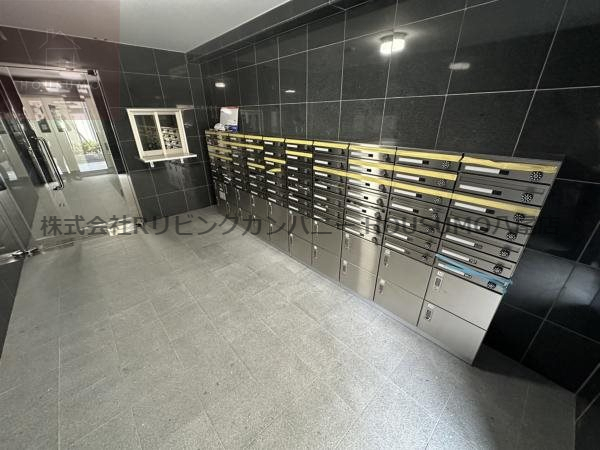 ロビー　ゆとりのあるロビーです