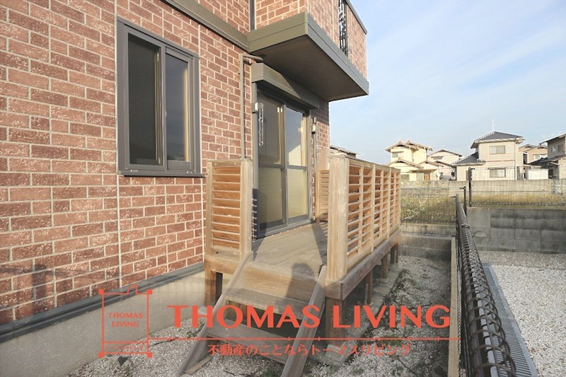 バルコニー　同シリーズの写真でご参考下さい。