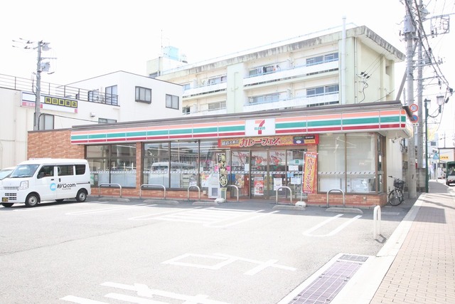 コンビニ　セブン－イレブン　富士見鶴瀬西２丁目店（コンビニ）まで130m