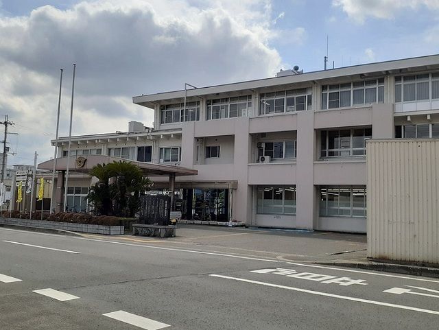 役所　岩出市役所様（役所）まで550m
