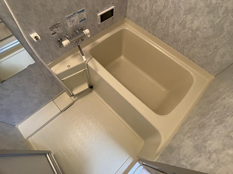 バス・シャワールーム　浴室