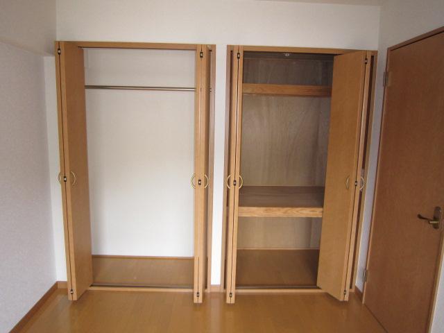 バルコニー　収納