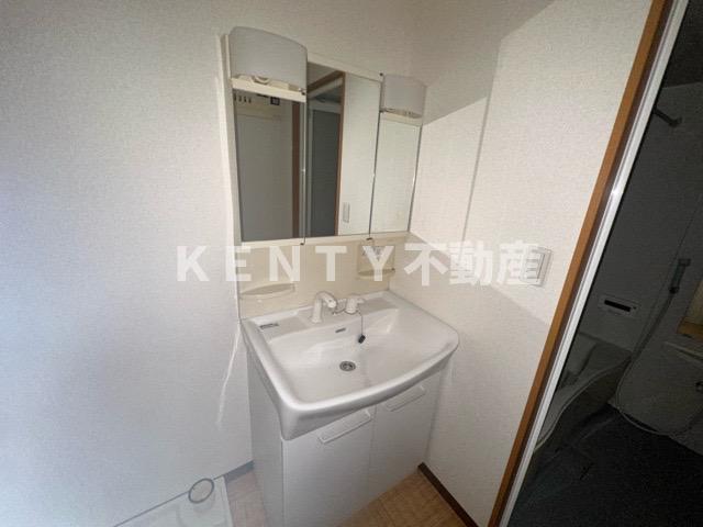 洗面設備　洗面所です