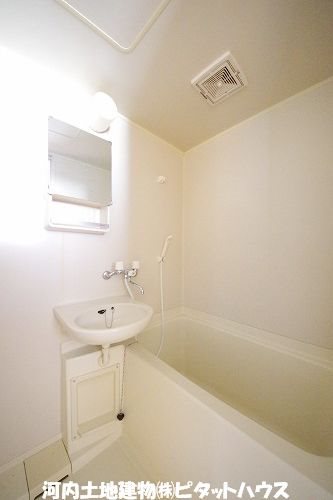 バス・シャワールーム　バス・トイレ別