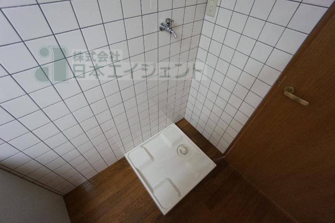 洗面設備　洗濯機置場