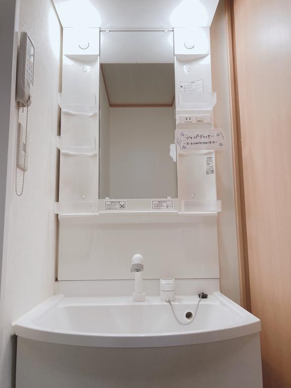 洗面設備　洗髪洗面化粧台