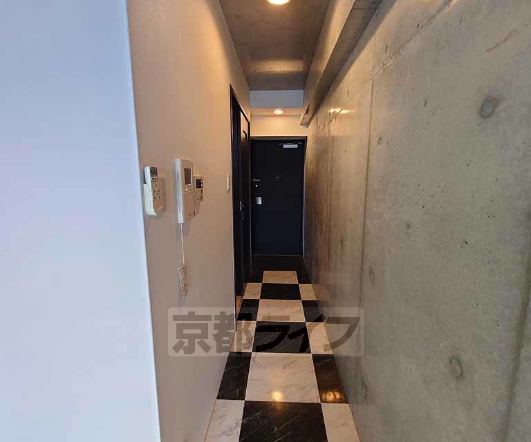 その他部屋・スペース　清潔感のある廊下です。