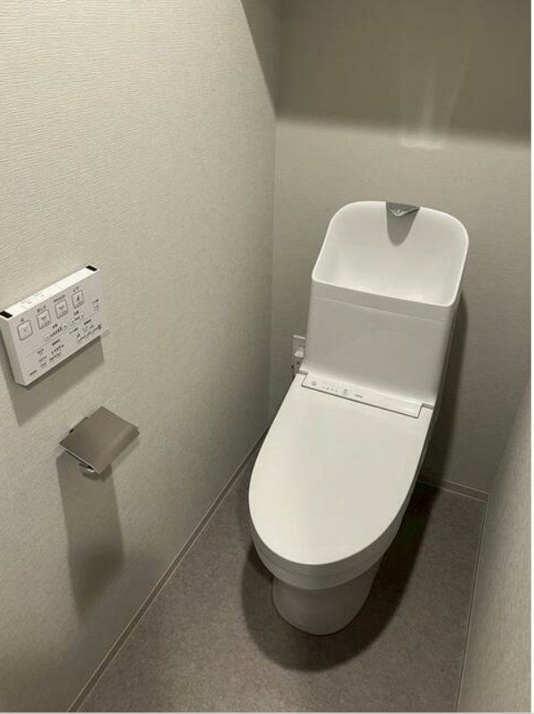 トイレ　トイレ