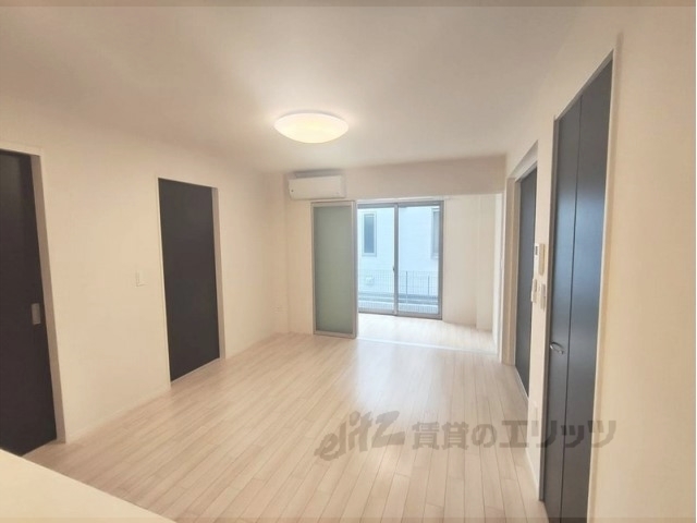 居室・リビング　リビング