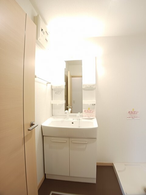 洗面設備　洗面所