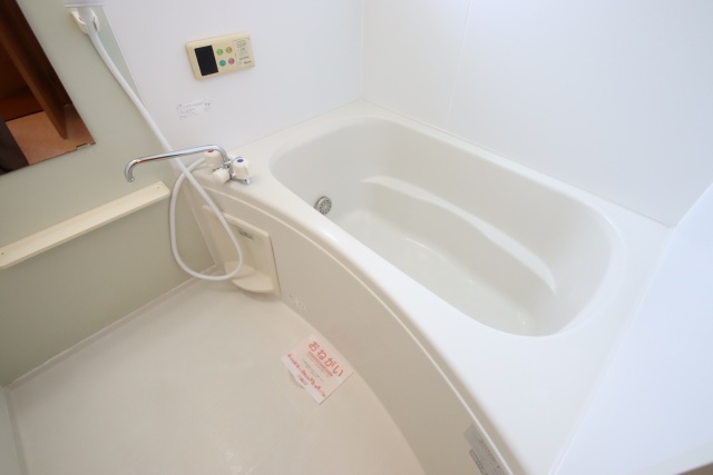 バス・シャワールーム　※別室の参考写真の為、現況優先です。