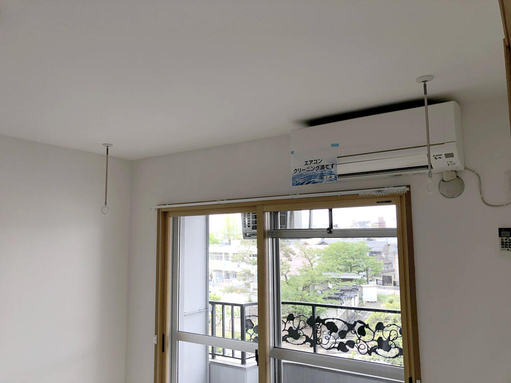 その他設備　室内物干し器具　/エアコン