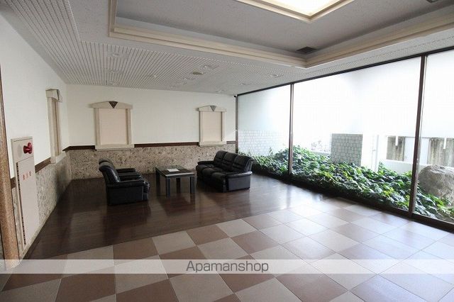 ロビー　ロビー