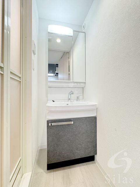 洗面設備　同仕様