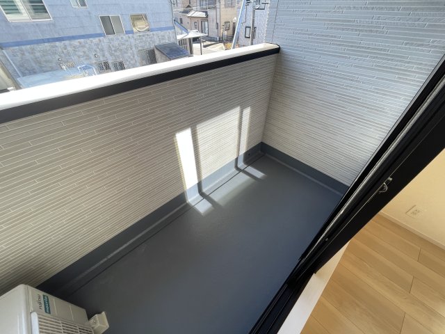 バルコニー　バルコニー