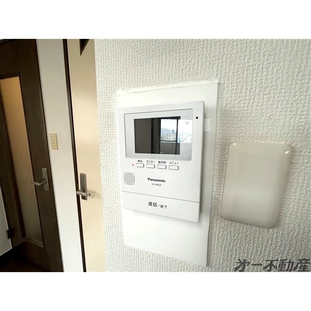 セキュリティ　モニター付インターホン