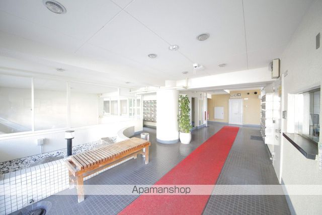 ロビー　ロビー