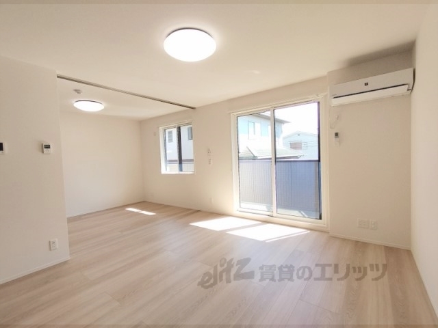 居室・リビング　リビング