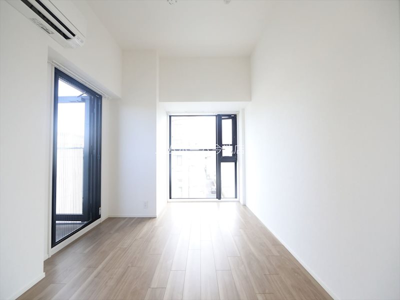 その他部屋・スペース　洋室7.5帖　エアコン付　収納充実しています