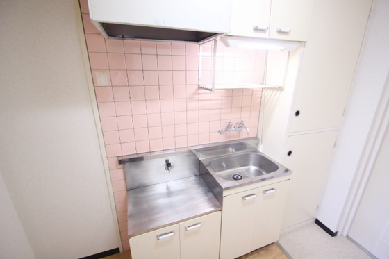 キッチン　※別部屋の写真です