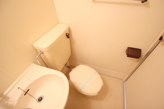 トイレ　※別部屋の写真です