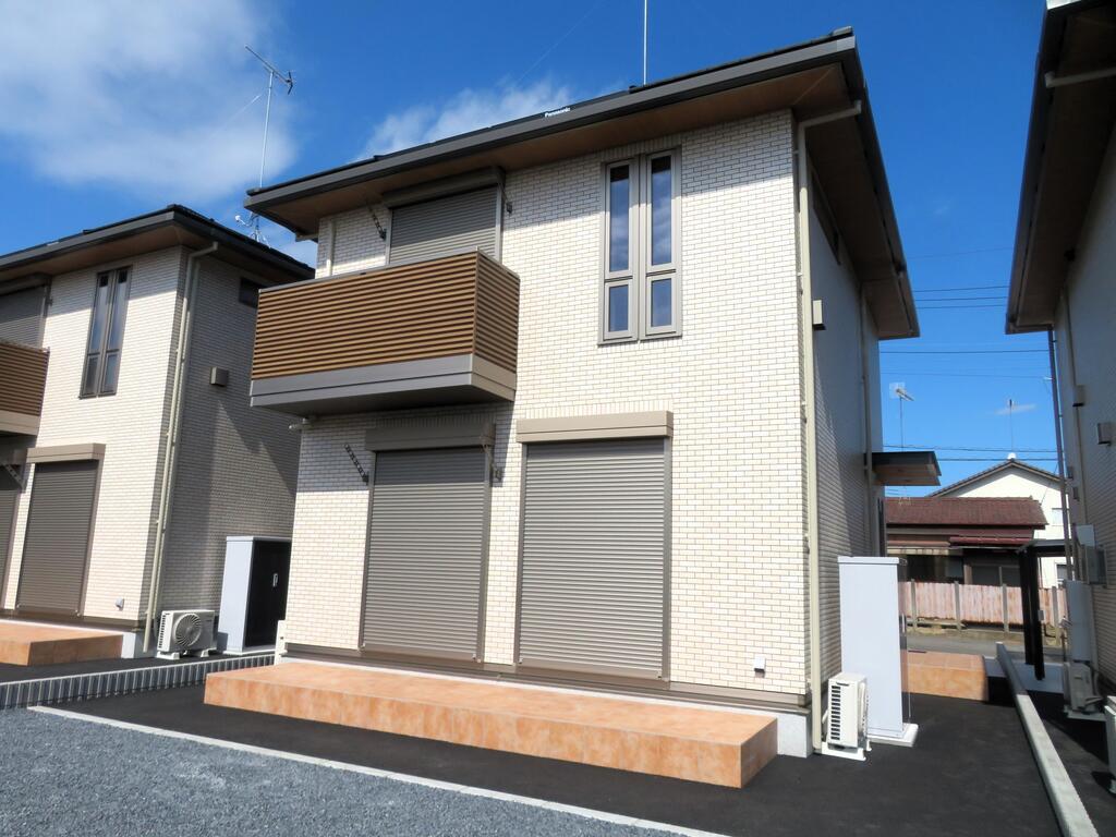 建物外観　新築一戸建て！パナソニックホームズ施工の３LDKです！