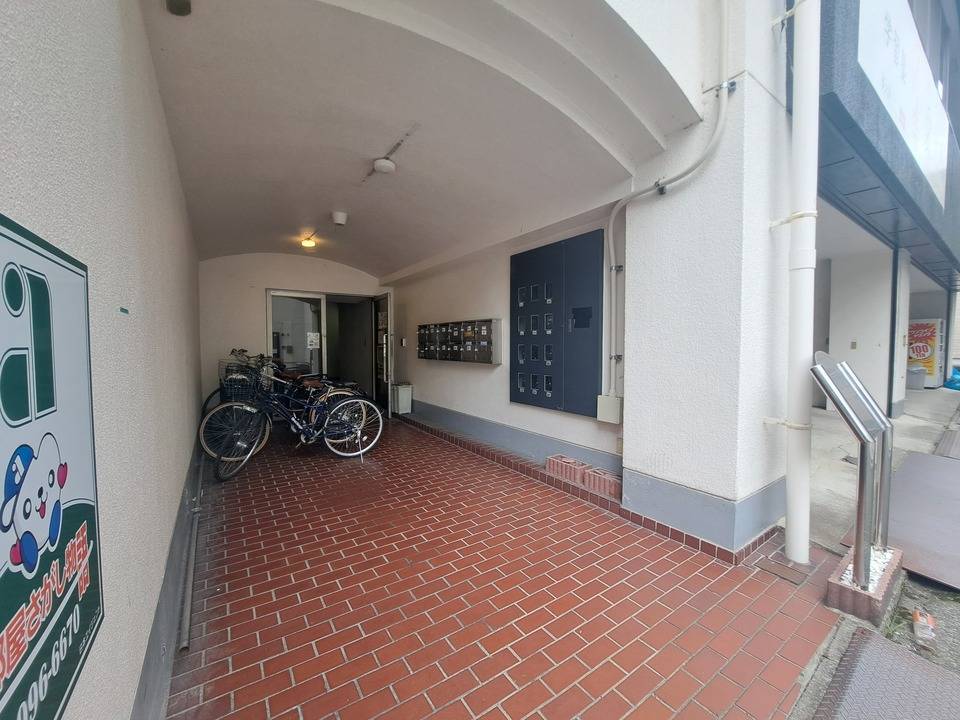 駐車場　駐輪場