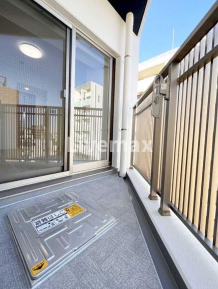 バルコニー　家具家電付き