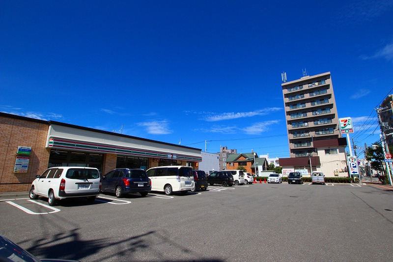 コンビニ　セブンイレブン札幌澄川中央店（コンビニ）まで168m