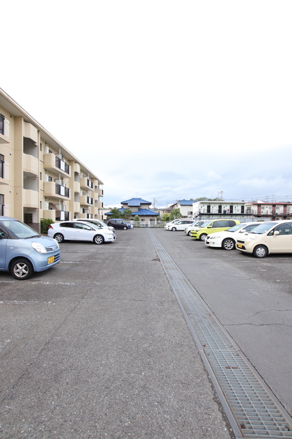 駐車場　駐車場　空き要確認
