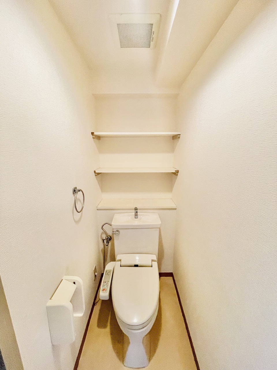 ＪＲ山陽本線 新長田駅 徒歩7分 5階建 築31年のトイレ写真