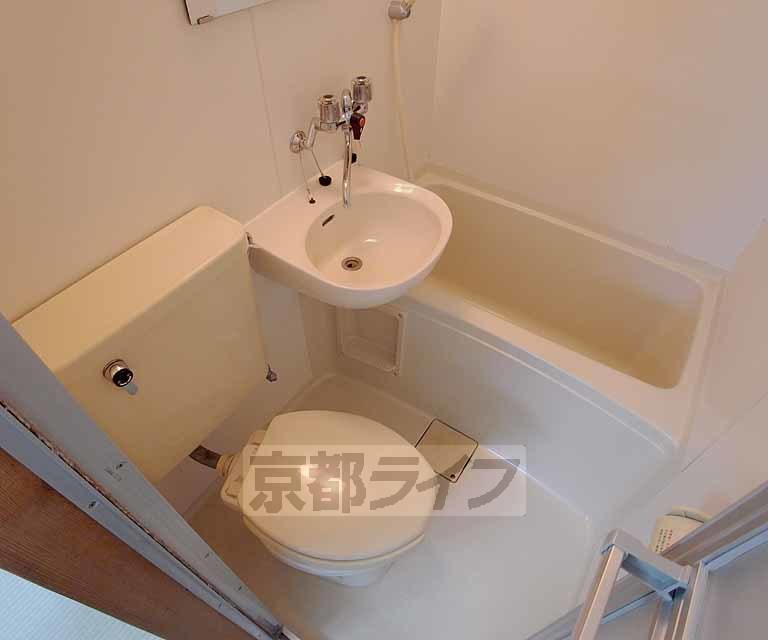 バス・シャワールーム　ユニットバスです。