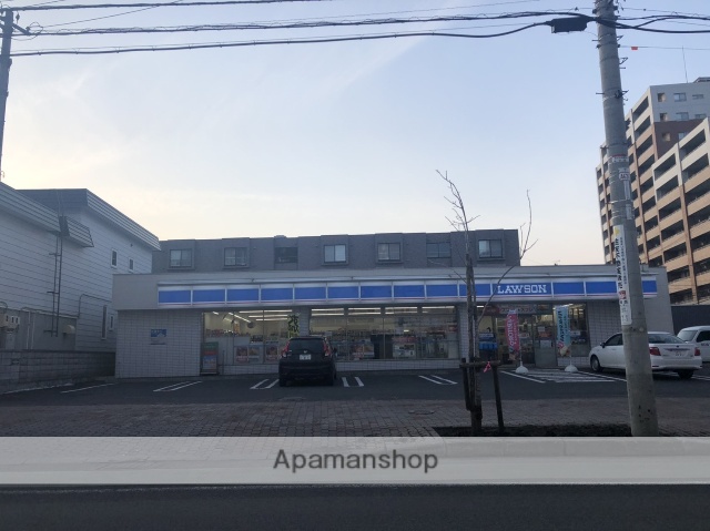 コンビニ　ローソン（コンビニ）まで95m