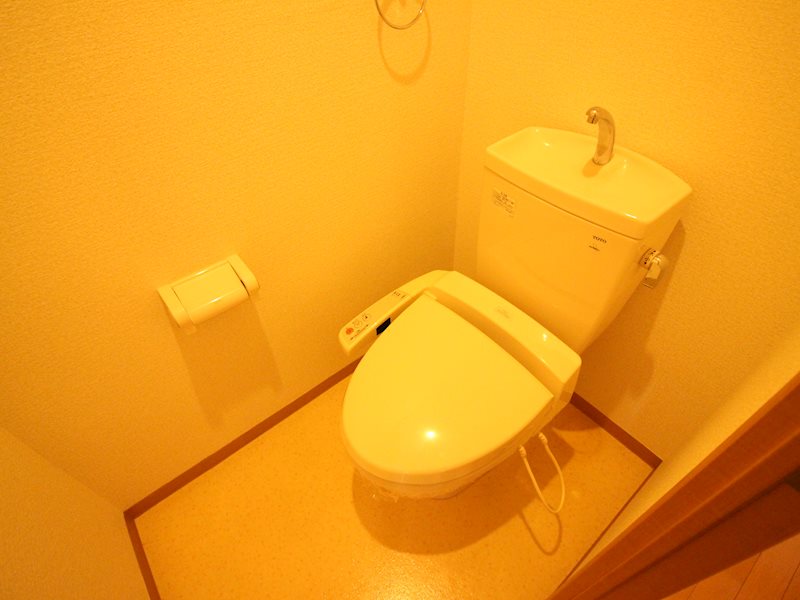 トイレ　別号室イメージ