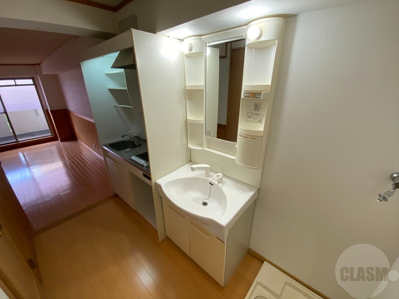 洗面設備　シャンプードレッサー