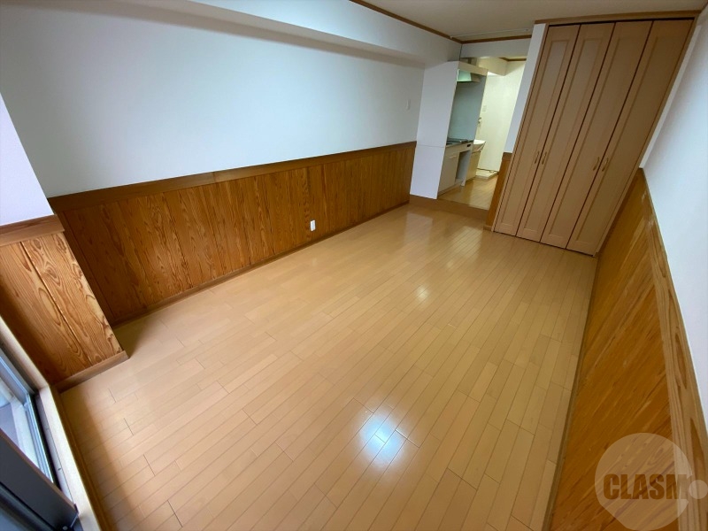 居室・リビング　８．３帖のお部屋です