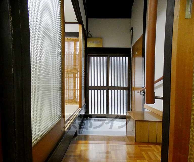 新丸太町町家 北の玄関写真