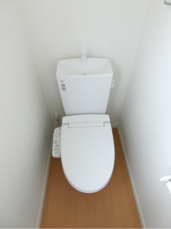 トイレ　図面と現状に相違がある場合には現状を優先