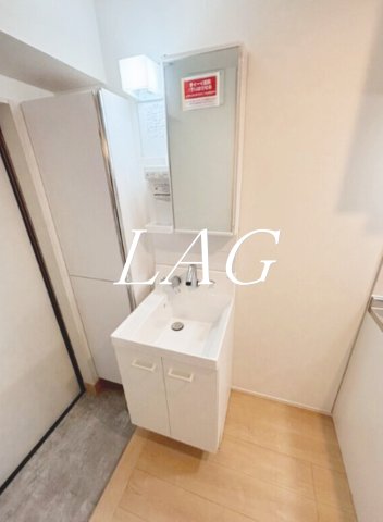 洗面設備　洗面台です。（同仕様です。）