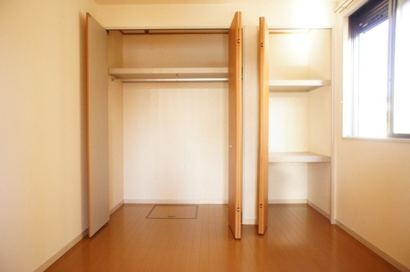 収納　図面と現状に相違がある場合には現状を優先