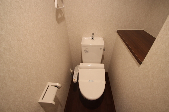 トイレ　※別部屋の写真です