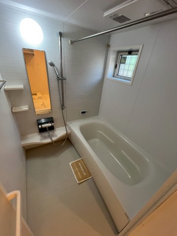 バス・シャワールーム　お風呂です