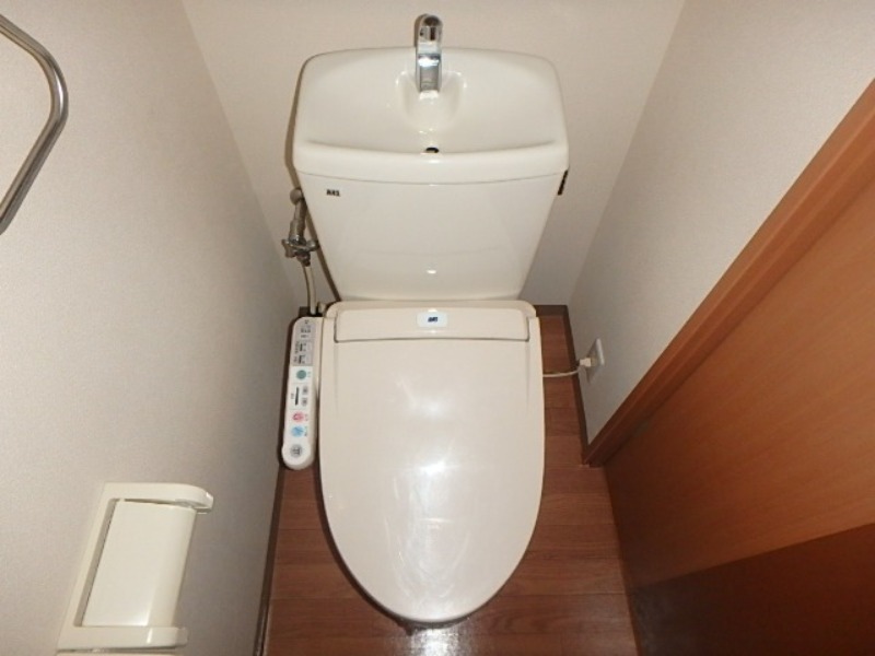 トイレ　図面と現状に相違がある場合には現状を優先