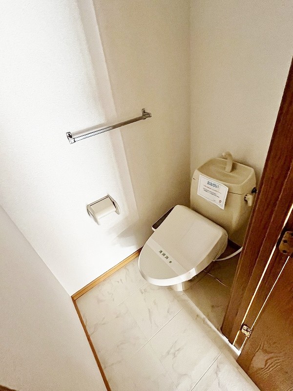 トイレ　★温水洗浄便座トイレ★