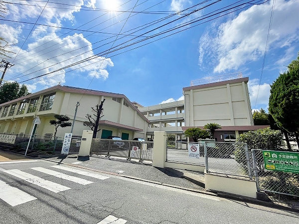 小学校　☆北九州市立広徳小学校（小学校）まで280m