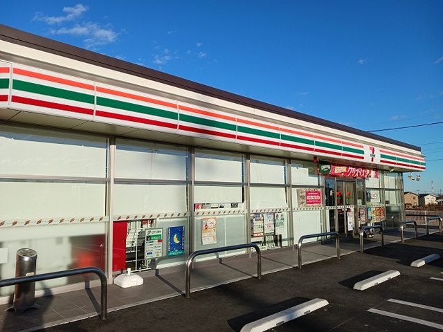 コンビニ　セブンイレブン高崎本郷町店（コンビニ）まで2100m