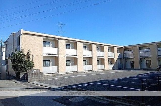 レオパレスラウルスの外観写真